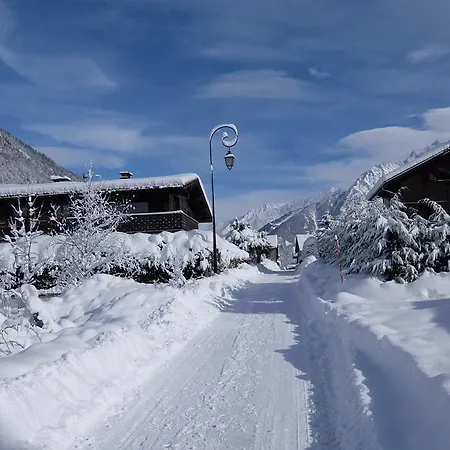 Bed & Breakfast D'hotes La Taniere De Groumff 3*